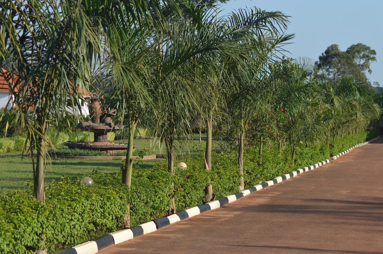Forest Park Resort Buloba 외부 사진